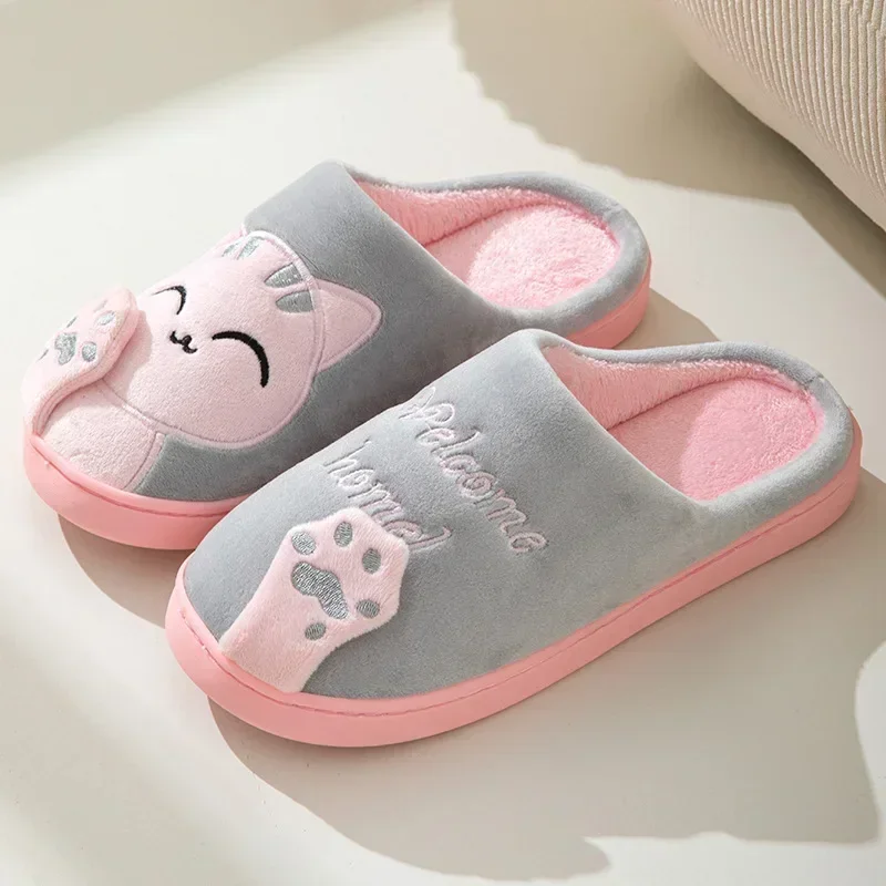 Sneaker Care Set - Pantofole per gatti soffici per la