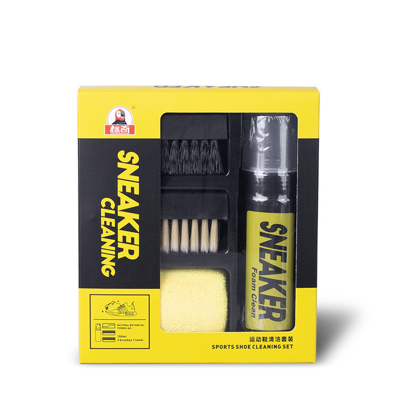 Kit per la pulizia a secco di  - Sneaker Care Foam recensione e prezzo